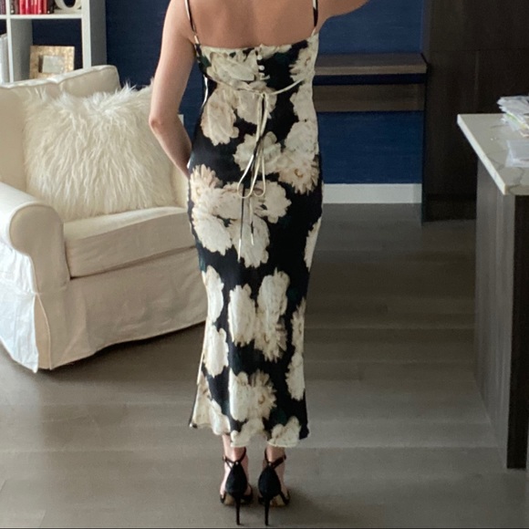 Flynn Skye Gorgeous Dress 👗 ! - Picture 6 of 8